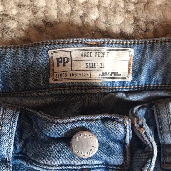 Stretchy denim jeans - Picture 2 of 2